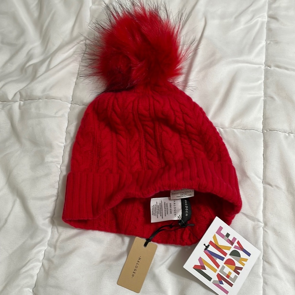 Brand new Halogen Beanie